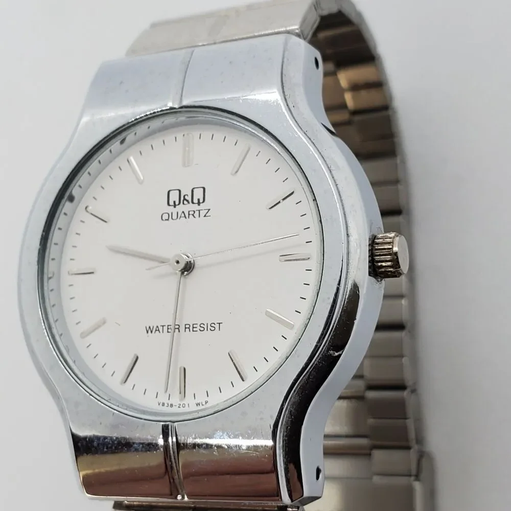 QQ By Citizen Watch Women 32MM‎ White Dial Gray Tone Bracelet New Battery
